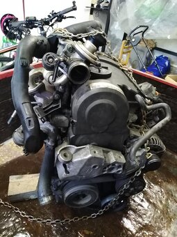 Náhradní díly z motoru 1.9 TDI PD,alternátor,turbo - 3