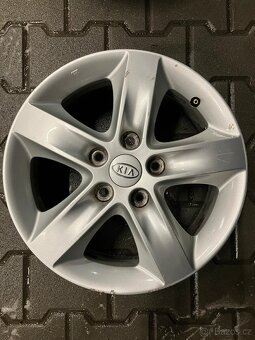 Originál Kia Alu kola 6Jx16 ET51 z Kia Ceed SW - 3