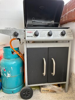Prodam grill na plyn - 3