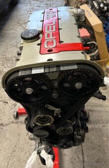 Prodám motor Opel 2.0 16V C20XE 110kw 150 koní - 3