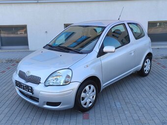 Toyota Yaris 1.0 VVT-i 48kw,2xklíč,1.Maj,127tkm,Klima - 3