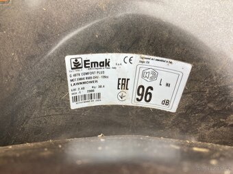 Benzínová sekačka Oleo Mac G 48 TK Comfort Plus - pojezd - 3