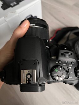 Canon 850 d zrcadlovka - 3