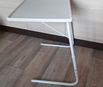 Stolek univerzální - 3