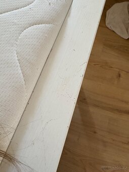 Prodám postel Hemnes 160x200 včetně roštů a matrace - 3