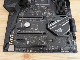 Asus ROG Crosshair VII Hero Wifi X470 - 3