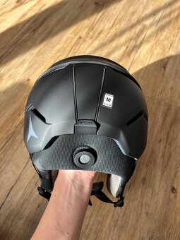 Lyžařská helma - 3