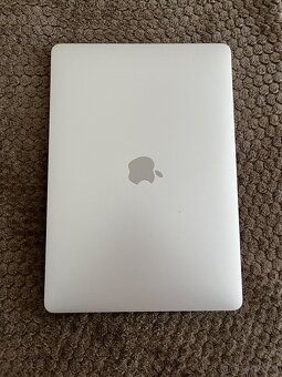 MacBook Pro 16GB 256GB (13”) - 3