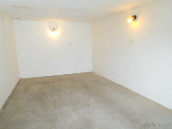 Garáž pro vaše autíčko 21m2 Frýdlant nad Ostravicí - 3