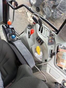 traktor Massey Ferguson 8240 - 3