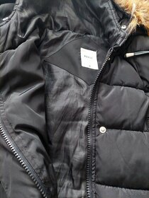 Vel. M House černá zimní bunda - 3