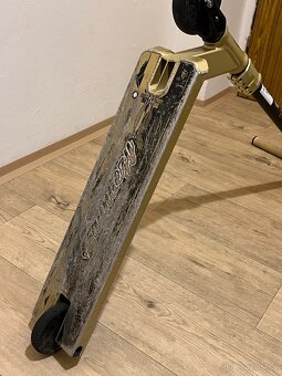 custom freestyle kolobezka - 3