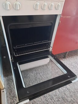 elektrický sporák s troubou - 3