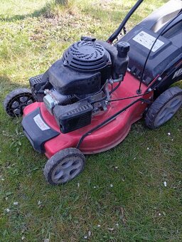 Sekačka s pojezdem Hecht - 3