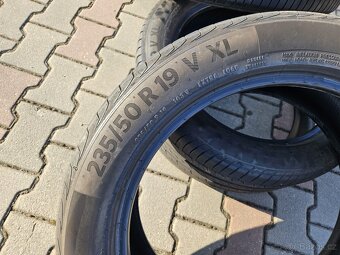 R19 – pneu - Continental PremiumContact 6 - 235/50 R - 3