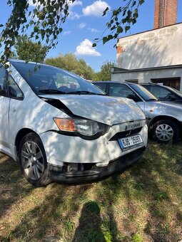 Mitsubishi Colt - 3