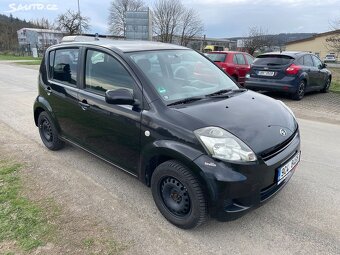 Daihatsu Sirion, 1.3i - 3