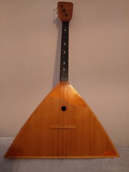 Balalajka s Orange design detail - 3