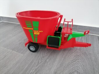 Krmný vůz Bruder Strautmann verti-mix 1050 - 3