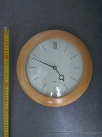 Hodiny zn. Quartz - 3