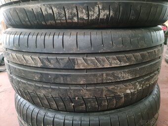 Prodám letní pneumatiky Michelin 275/50 R20 - 3