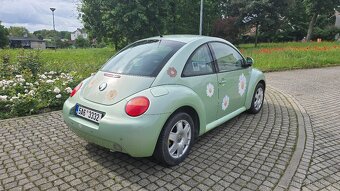Brouk VW NEW Beatle, Pampeliška XENONY  Velmi hezký stav - 3