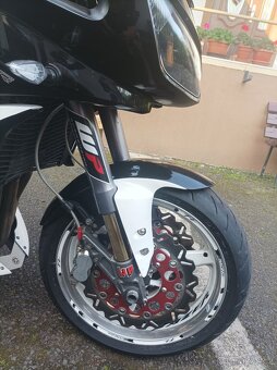 Yamaha FZ1 - 3