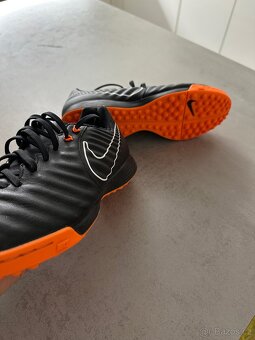 Nike turfy Tiempo X – vel. 39 – velmi dobrý stav - 3
