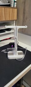 Svitici stojan na sluchatka vcetne USB portu - 3