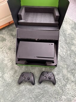 Prodám Microsoft Xbox Series X 1TB - 3