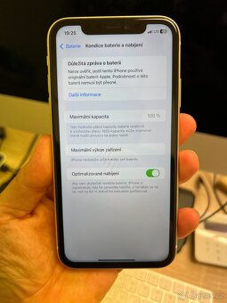 Apple iPhone 11 Bílá 128GB 100% Záruka - 3