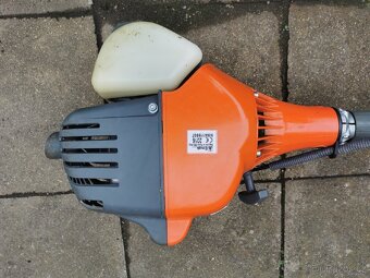 Krovinorez Oleo-Mac Sparta 250 T - 3