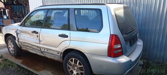 Subaru Forester SG 2,0X  2004-náhradní díly - 3