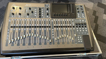 Behringer X32 včetně pouzdra MUSIC STORE – Behringer X32 - 3