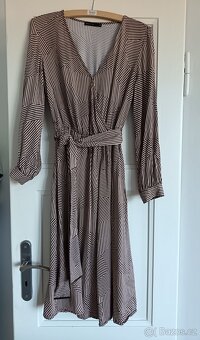 Dámské šaty Mohito - 3