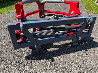 Kleště na balíky pro čelní nakladač - 3