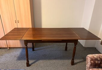 4 nebo 6 židlí TON a rustikální rozkládací stůl masiv - 3