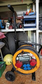 Nabízím stavební rozvaděč a buben 380V - 3