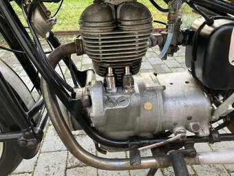 BMW R26 před renovací - 3