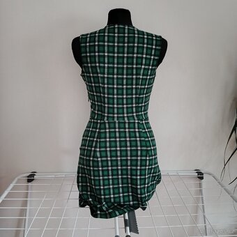 Zelené teplejší šaty mohito S 36 - 3