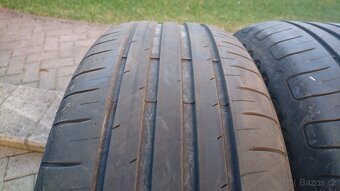 205 55 17 Goodyer  efficient grip performance  2 kusy - 3