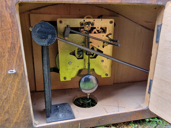 Mechanické dřevěné hodiny - 3