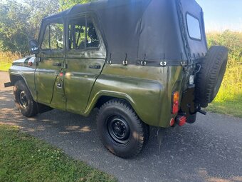 UAZ 469 - 3