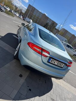 Jaguar XF 2,2D 140kw Automat - 3