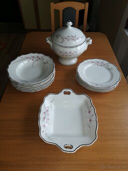 Porcelánové nádobí - souprava - 3