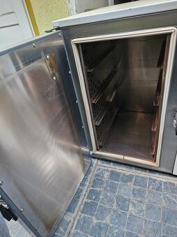 Horkovzdušný sterilizátor, vytvrzovací pec CHIRANA HS 61 A - 3