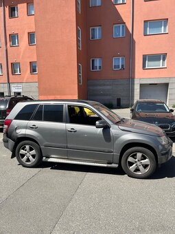 Suzuki Grand Vitara 1.9DDiS 95kw 4x4 2009 Facelift - 3