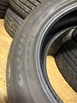 Pneu 195/60R16 - 3