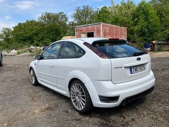 FORD FOCUS ST 225-2.5 166Kw 137Tis km-VADA MOTORU - 3