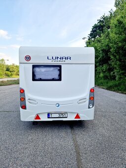 Malý karavan LUNAR COSMOS 352 - jen 965 kg - 3
